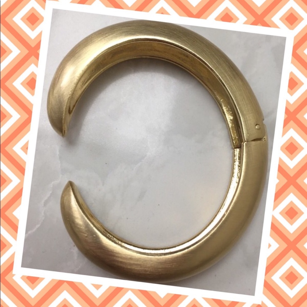 Fashion Gold Tone Bracelet